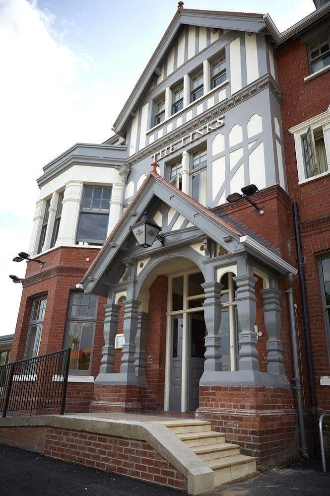 Hotel Gwesty Links Llandudno Exterior foto